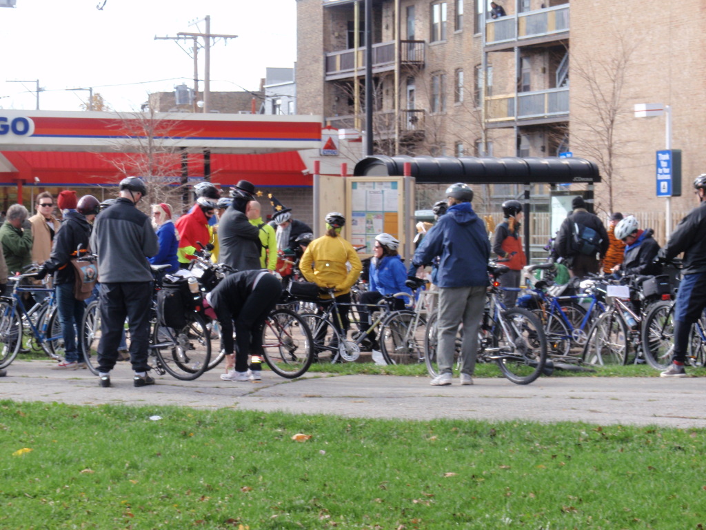 Riders gather at Humboldt Park to start the Tour of West Town