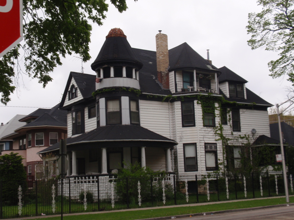 Queen Anne at the corner on the 300 block of N Parkside