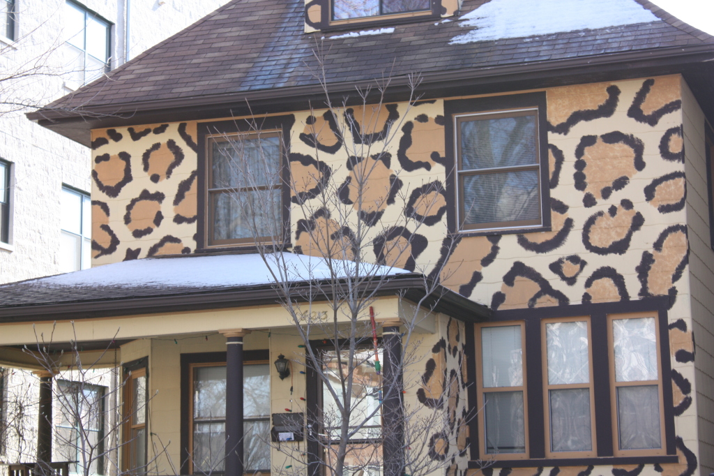 Giraffe House at 1623 W Estes