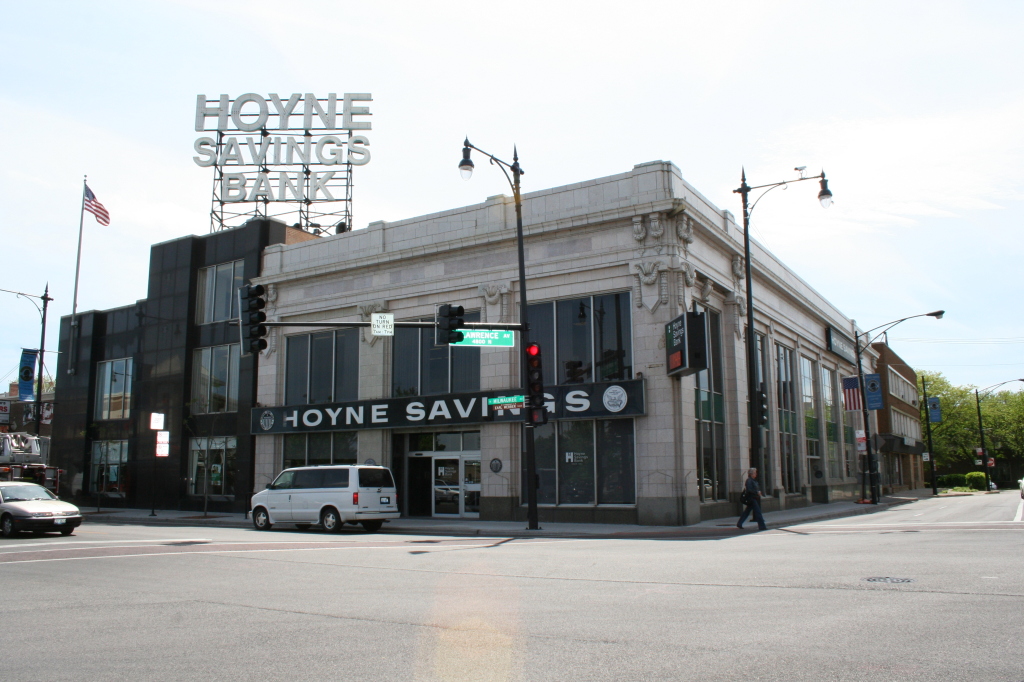 Jefferson Bank Building (now Hoyne Savings Bank) – 4786 N Milwaukee