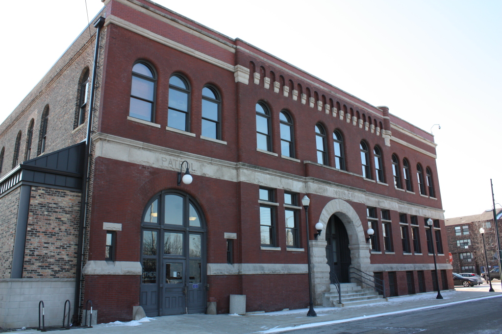 Former 7th District Police Station at 949 W Maxwell Street