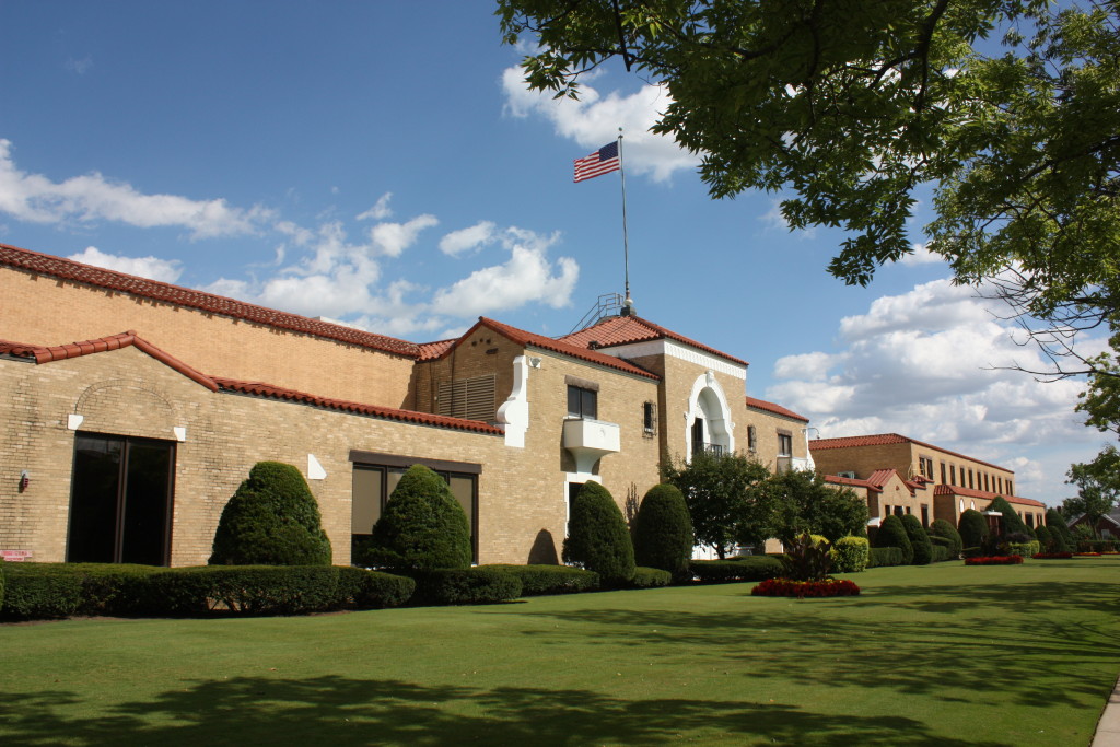 Mars Factory at 2019 N Oak ParkMars Factory at 2019 N Oak Park